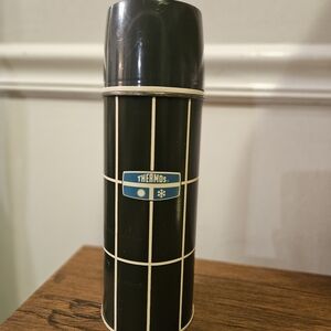 Black/Dark Green Thermos with White Grid Pattern